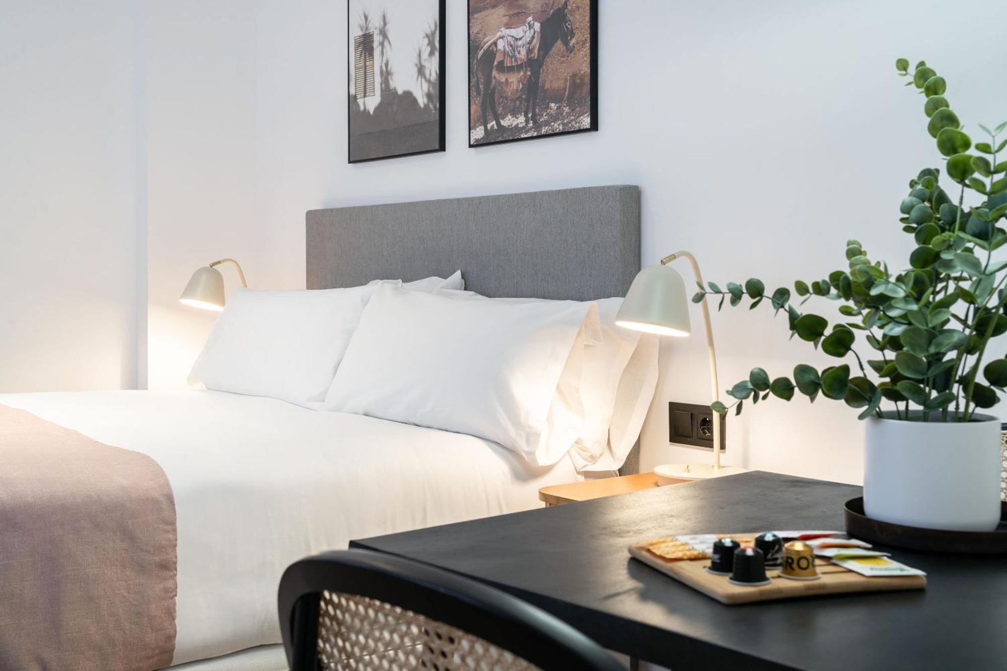 Limehome Malaga Calle Victoria المظهر الخارجي الصورة
