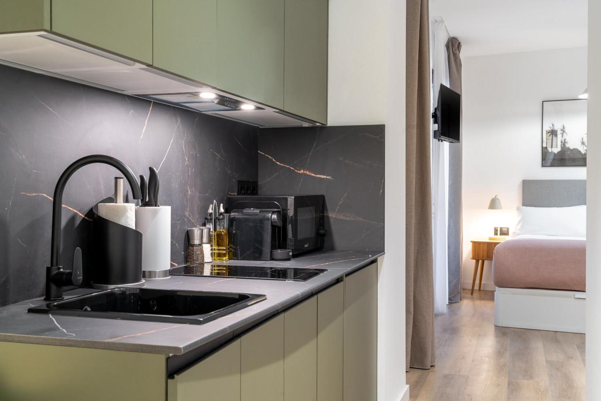 Limehome Malaga Calle Victoria المظهر الخارجي الصورة